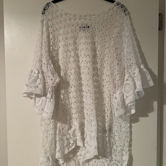 Lane Bryant Brand Size 22/24 White Lace Eyelet Top - Picture 2 of 8